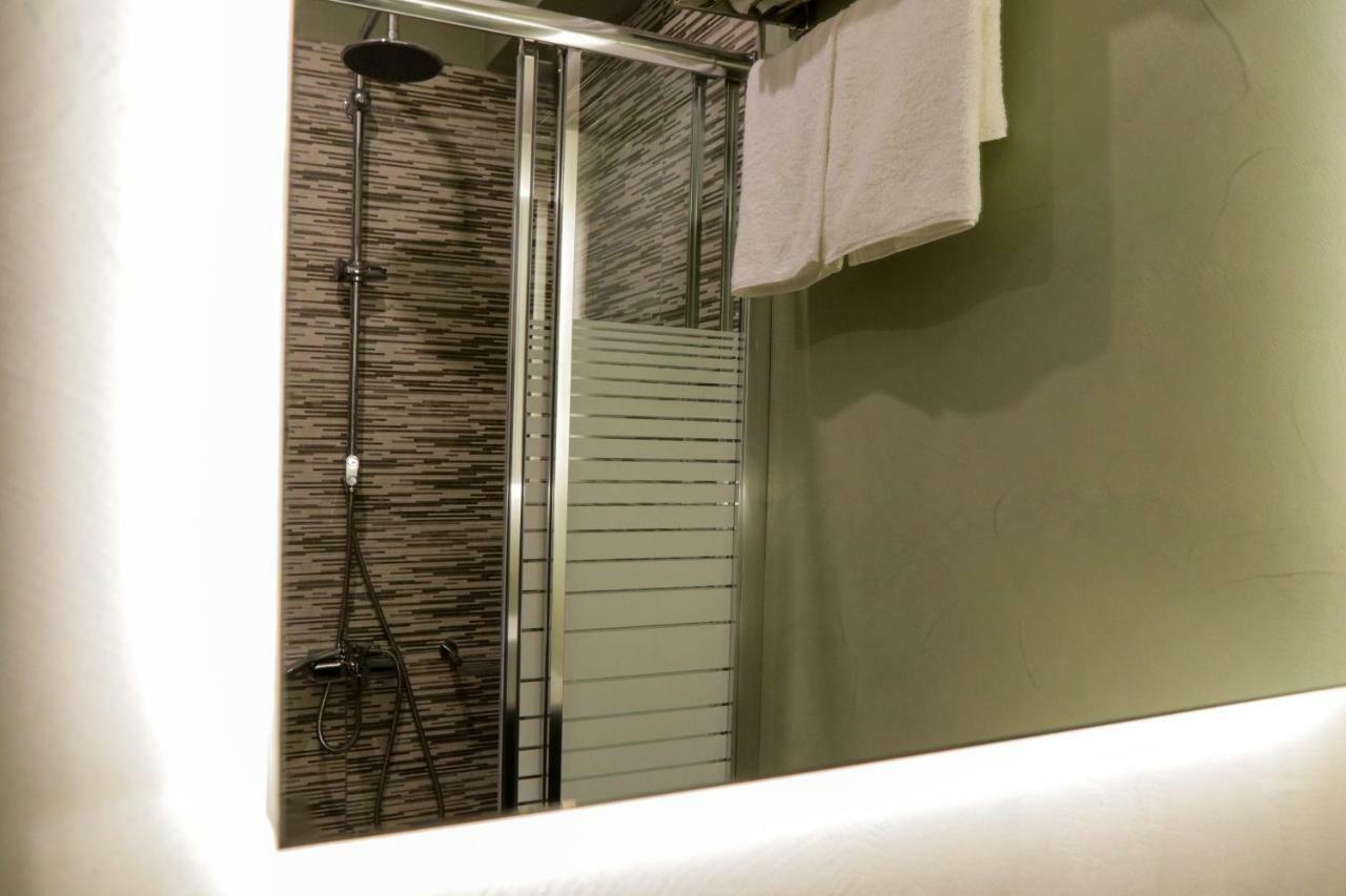 V36 Suites Athene Buitenkant foto